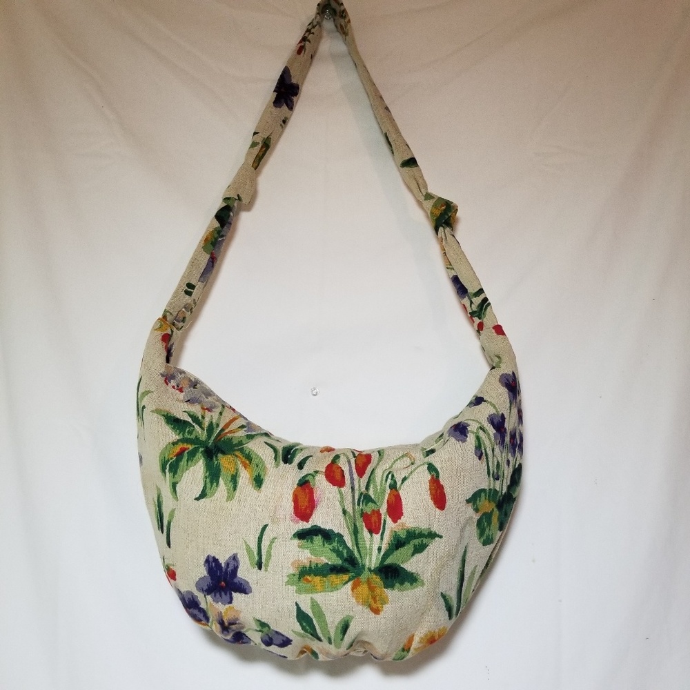 Carpet Bags of America Floral Tapestry Purse
